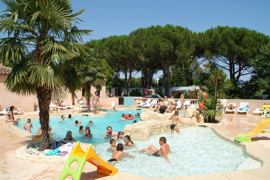 Camping Les Cigales Mandelieu Exterior foto