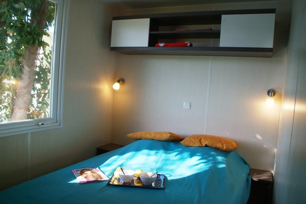 Camping Les Cigales Mandelieu Exterior foto